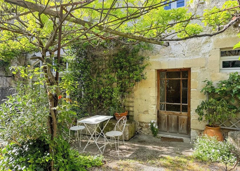 Occitanie Villeneuve-les-Avignon Terrace/patio