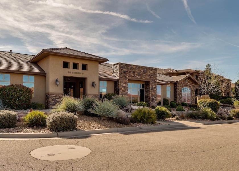 Utah Hurricane Exterior