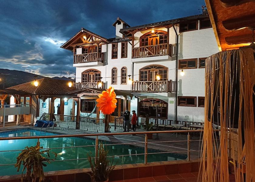 Cotopaxi San Miguel de Salcedo Pool