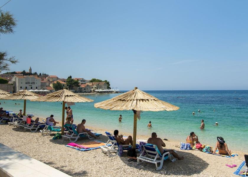 Sibenik-Knin Primosten Beach