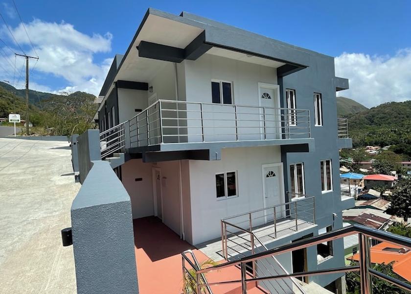  Soufrière Exterior