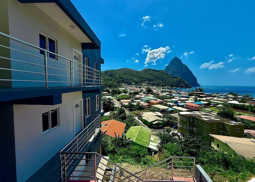  Soufrière Exterior