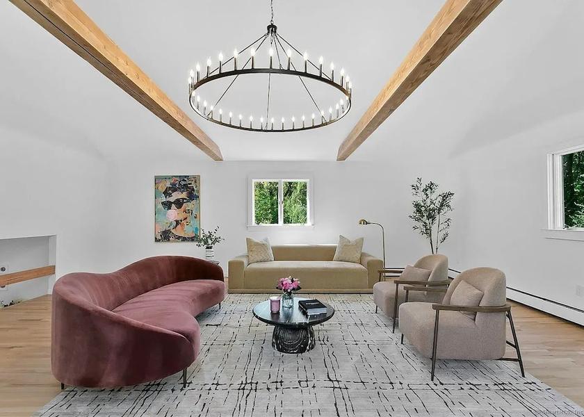 Connecticut Redding Living area