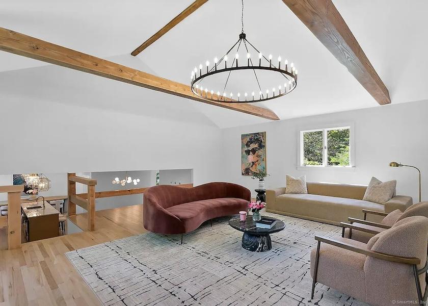 Connecticut Redding Living area