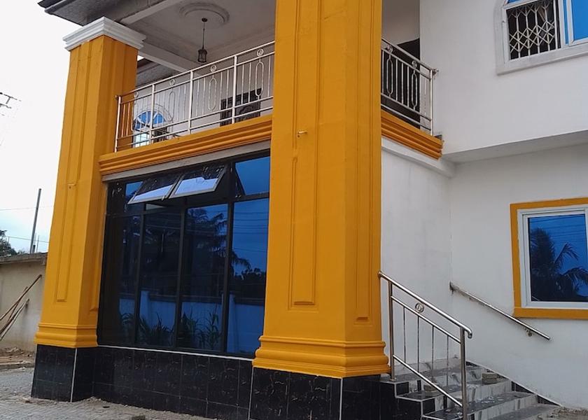 Central Region Kasoa Exterior detail