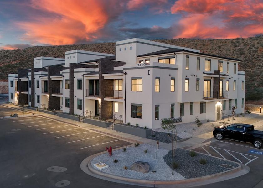 Utah Hurricane Exterior