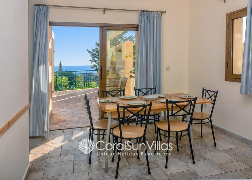 Paphos Pegeia Dining