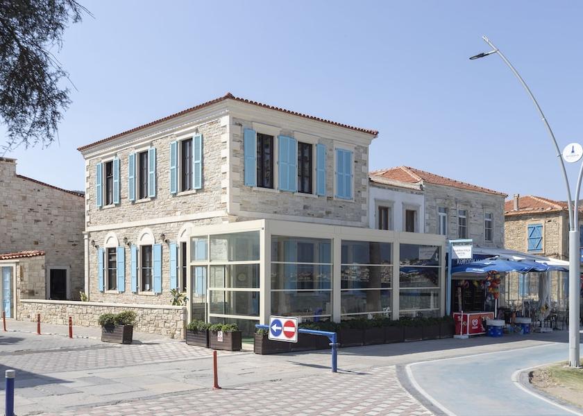 Izmir Foça Exterior