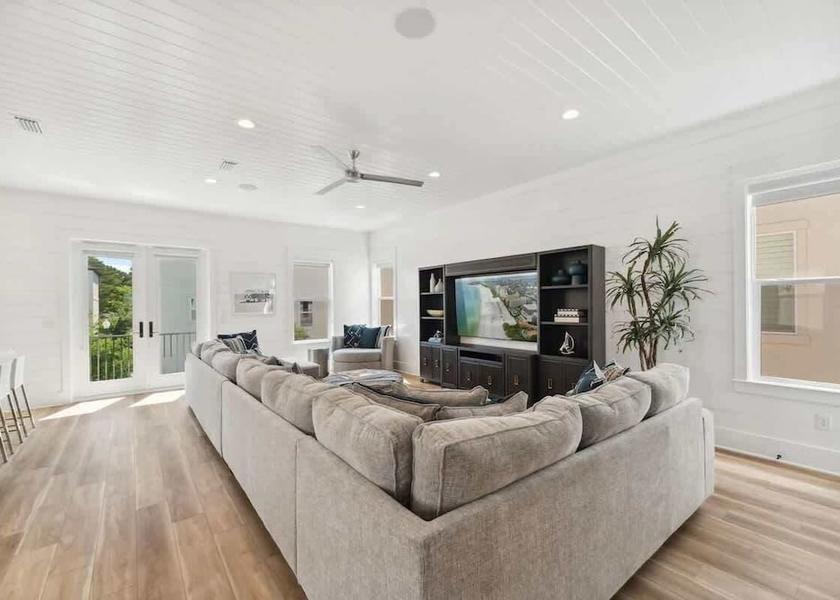 Florida Miramar Beach Room