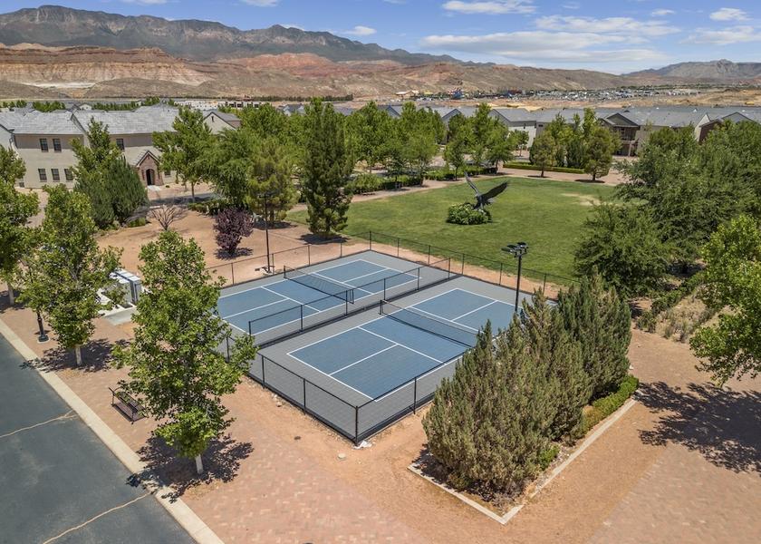 Utah Hurricane Sport court
