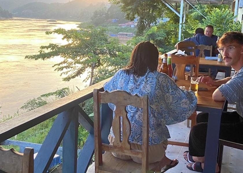Oudomxay Province Pakbeng Restaurant