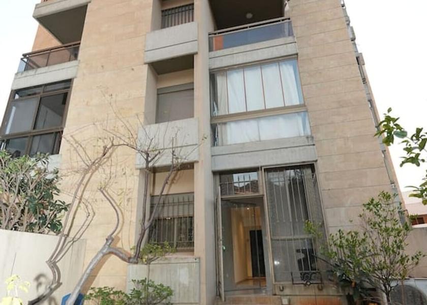 Keserwan-Jbeil Governorate Jounieh Room