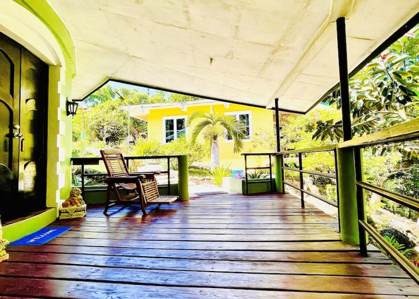 Central Visayas Daanbantayan Terrace/patio