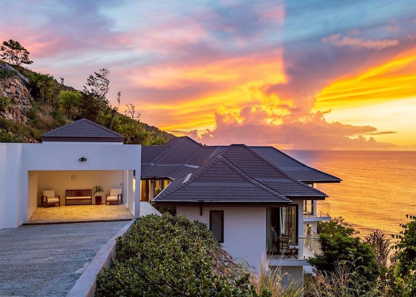 Tortola Road Town Property entrance
