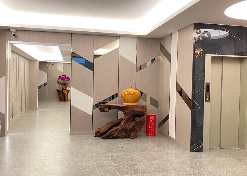 Chiayi County Alishan Hallway
