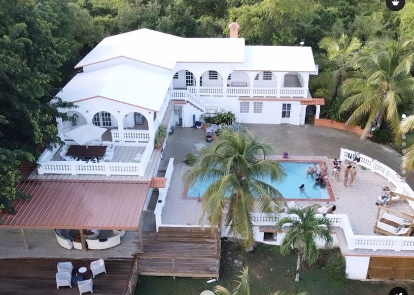  Vieques Pool