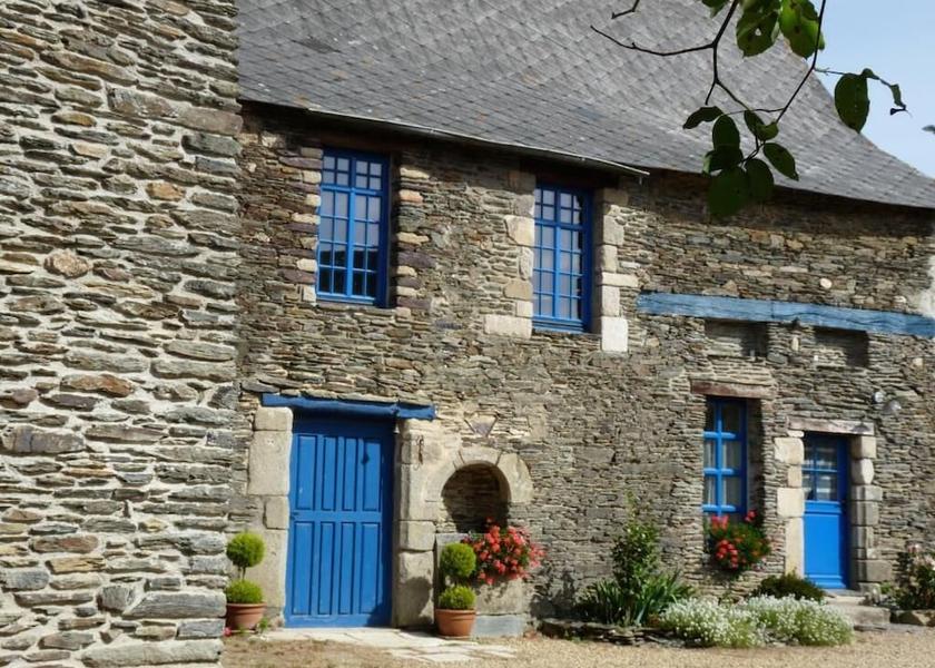 Brittany Ploërmel Exterior