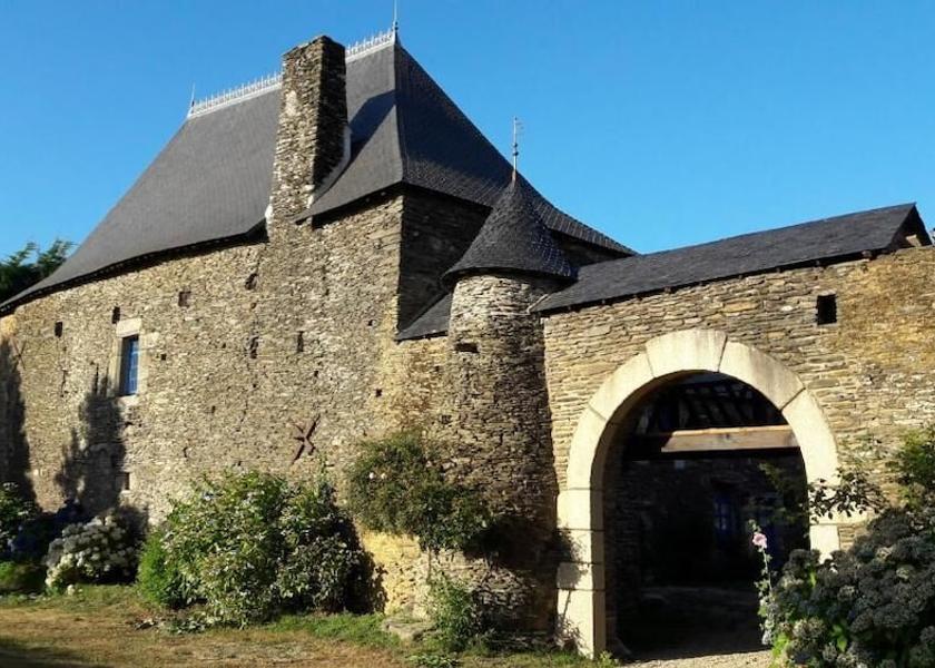 Brittany Ploërmel Exterior