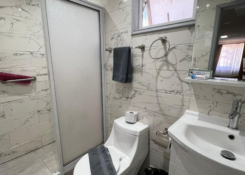 Valparaíso Vina del Mar Bathroom