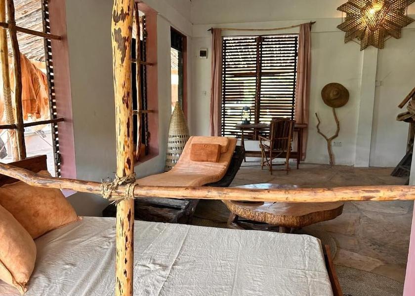 Tanga Pangani Interior