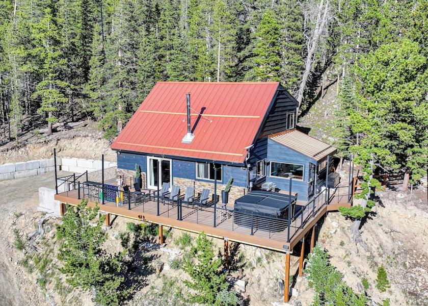 Colorado Idaho Springs Front of property