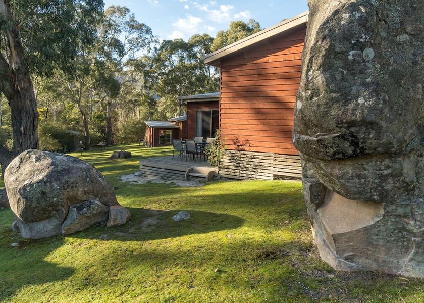 Victoria Halls Gap Terrace/patio