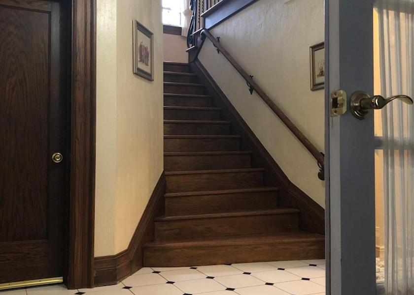 Ontario Ottawa Interior