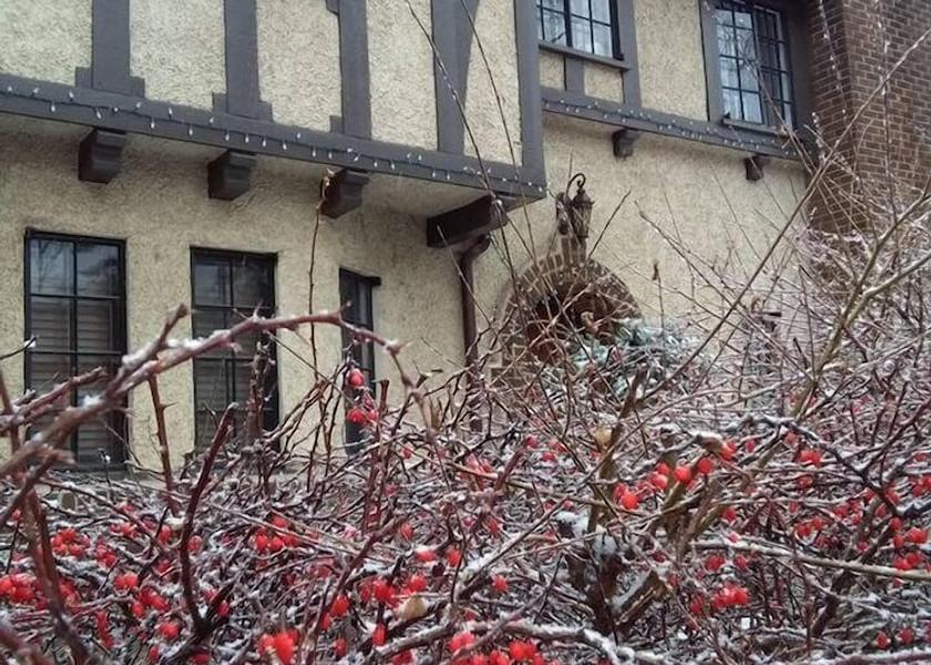 Ontario Ottawa Front of property