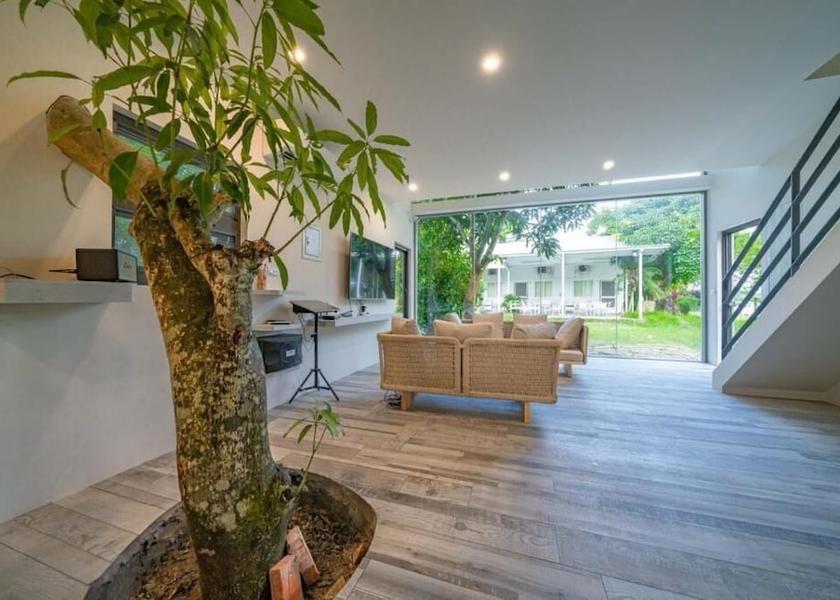 Hualien County Shoufeng Interior