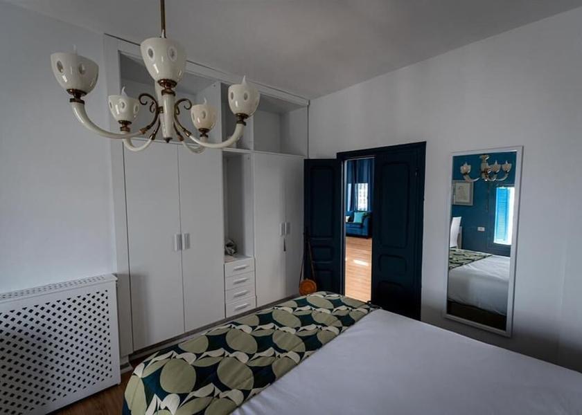  Sidi Bou Said Room