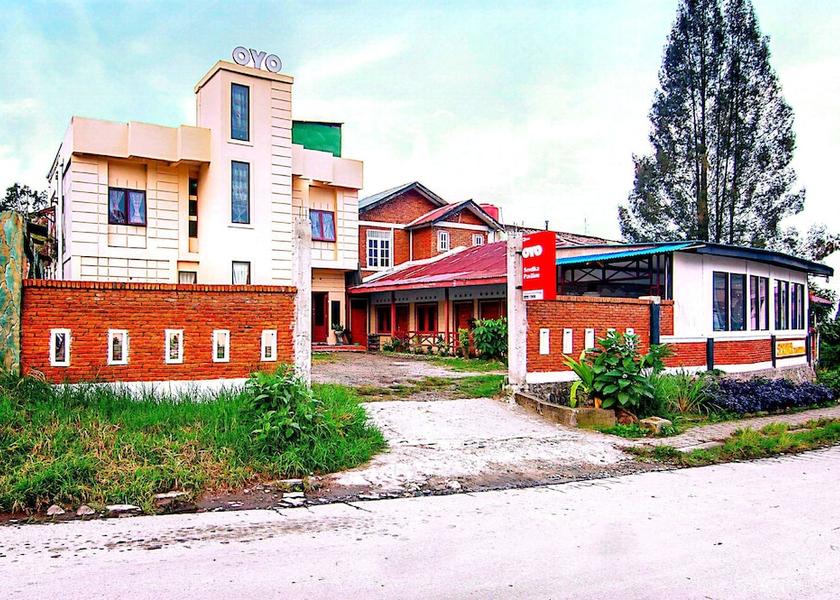 North Sumatra Berastagi Front of property