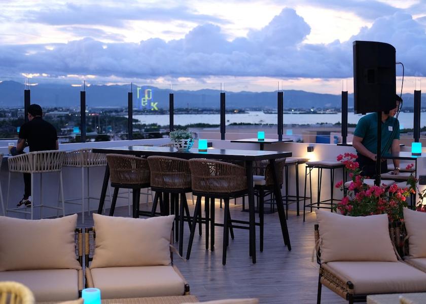 Central Visayas Lapu-Lapu Lounge