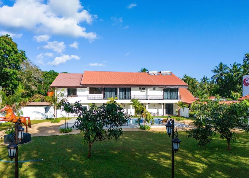 Uva Province Kataragama Exterior