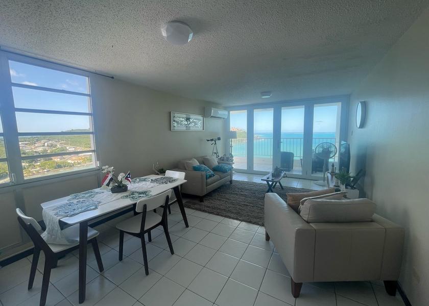  Fajardo Living area