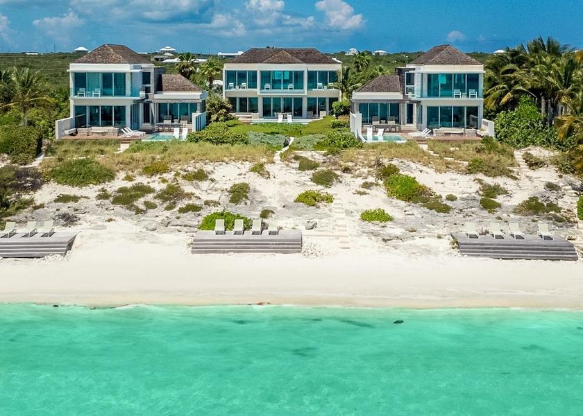 Providenciales Providenciales Front of property