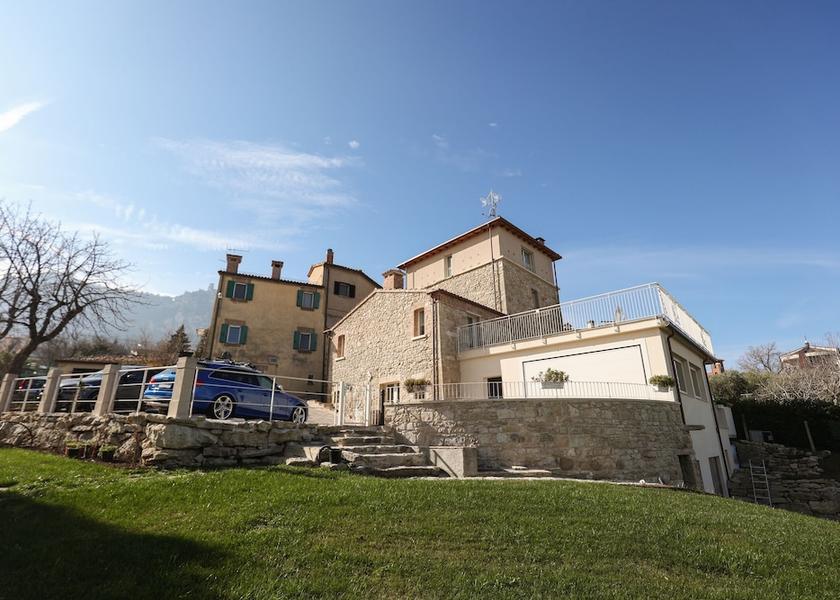  Borgo Maggiore Exterior