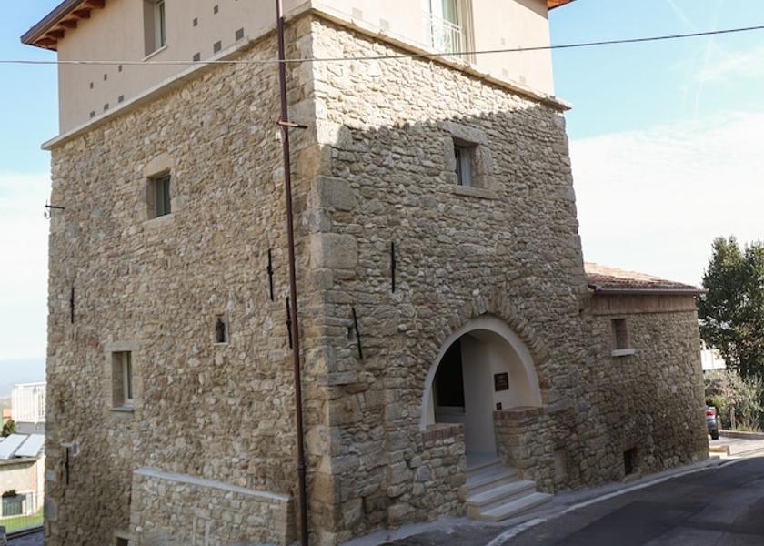 Borgo Maggiore Exterior
