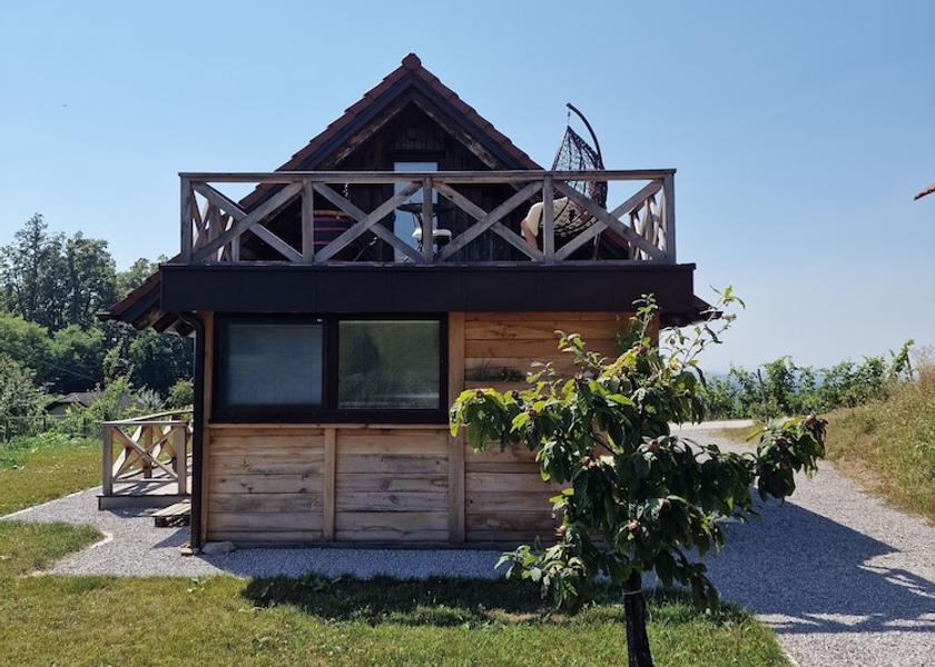  Trebnje Exterior
