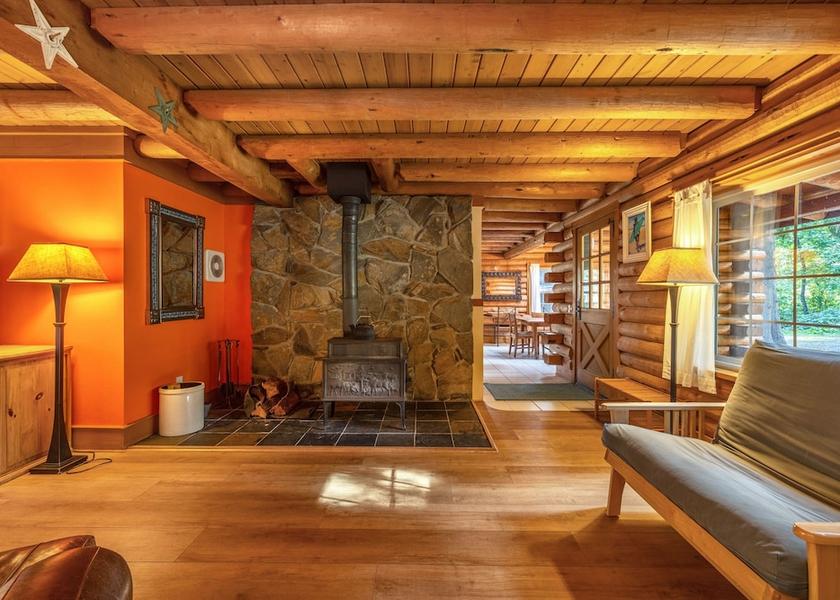 Oregon Hood River Interior
