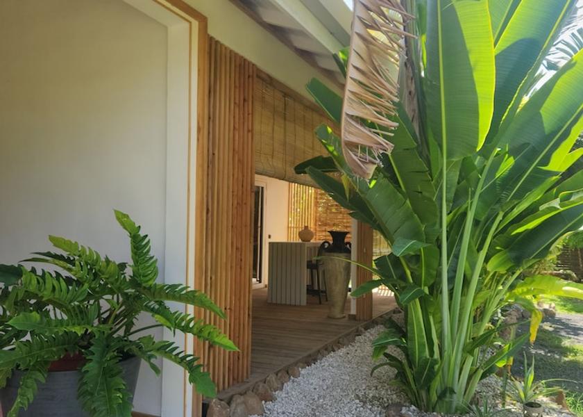 Windward Islands Moorea-Maiao Exterior