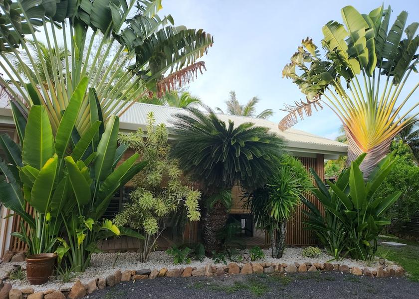 Windward Islands Moorea-Maiao Exterior