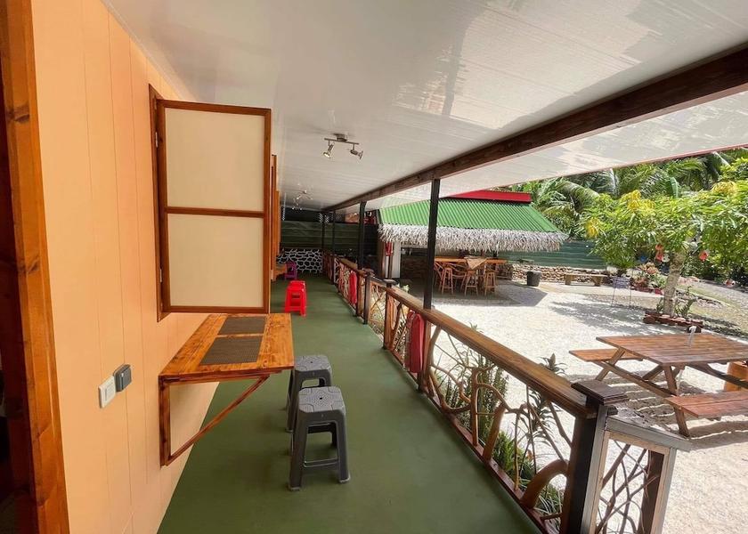 Windward Islands Moorea-Maiao Exterior