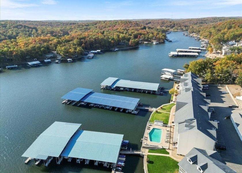 Missouri Sunrise Beach Exterior