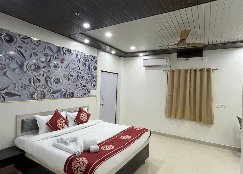 Uttar Pradesh Mughalsarai Superior Room