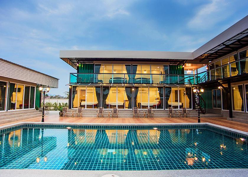 Phetchaburi Province Cha-am Pool
