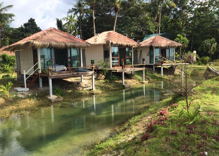 Trat Province Ko Mak Interior view