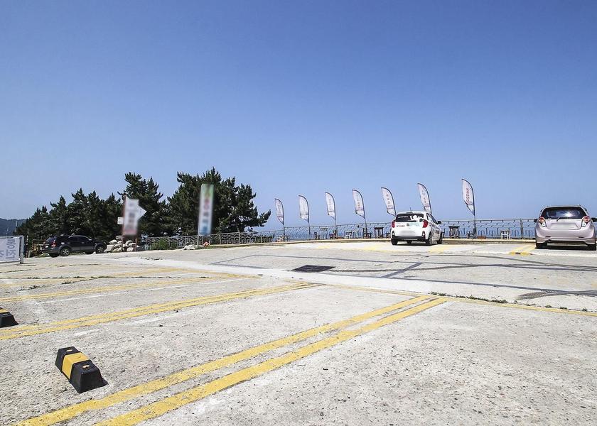 North Gyeongsang Uljin Parking lot