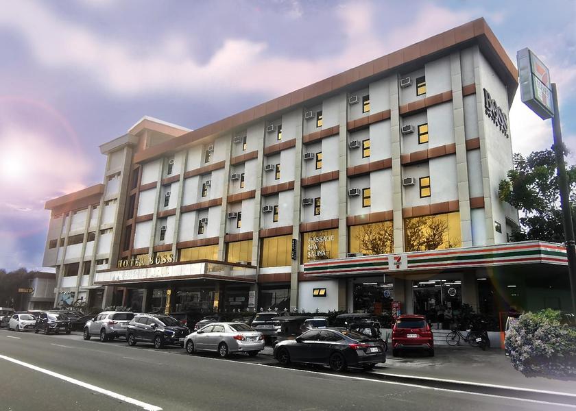 Central Luzon Angeles City Exterior view