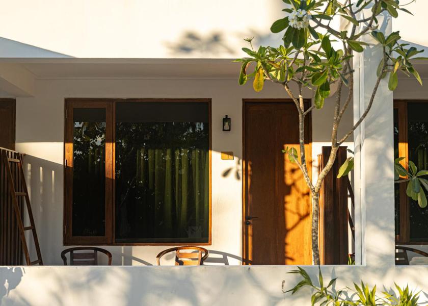 Baa Atoll Fulhadhoo Hotel Exterior