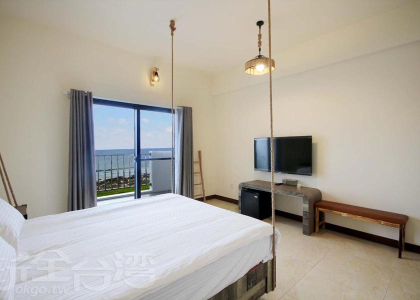 Taitung County Lyudao Double Room with Balcony and Sea View